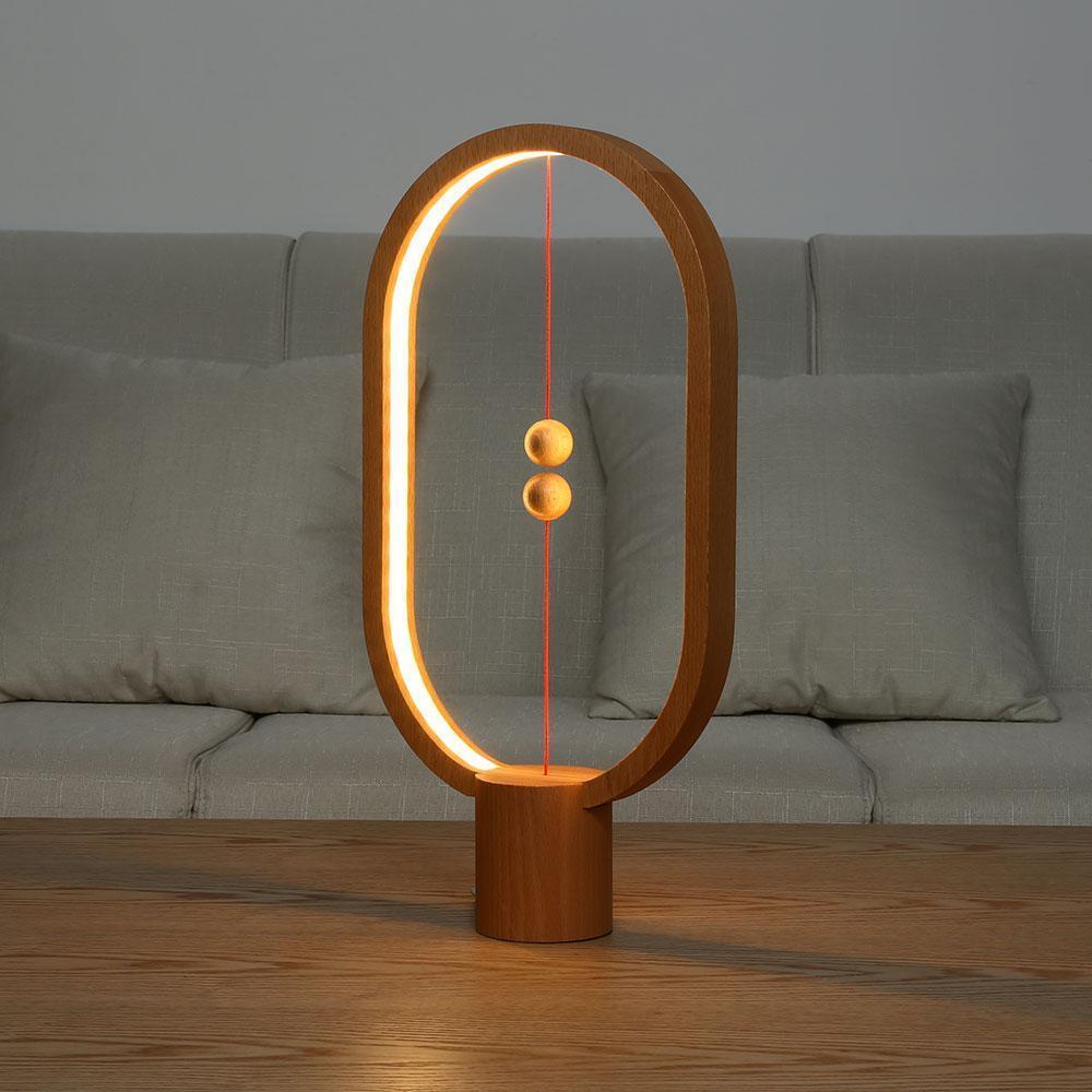 Elegante houten tafellamp met magnetische schakelaar